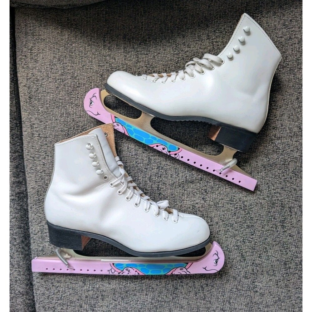 Riedell Figure Ice Skates White Women's Size 7 Lace Closure Winter Sports